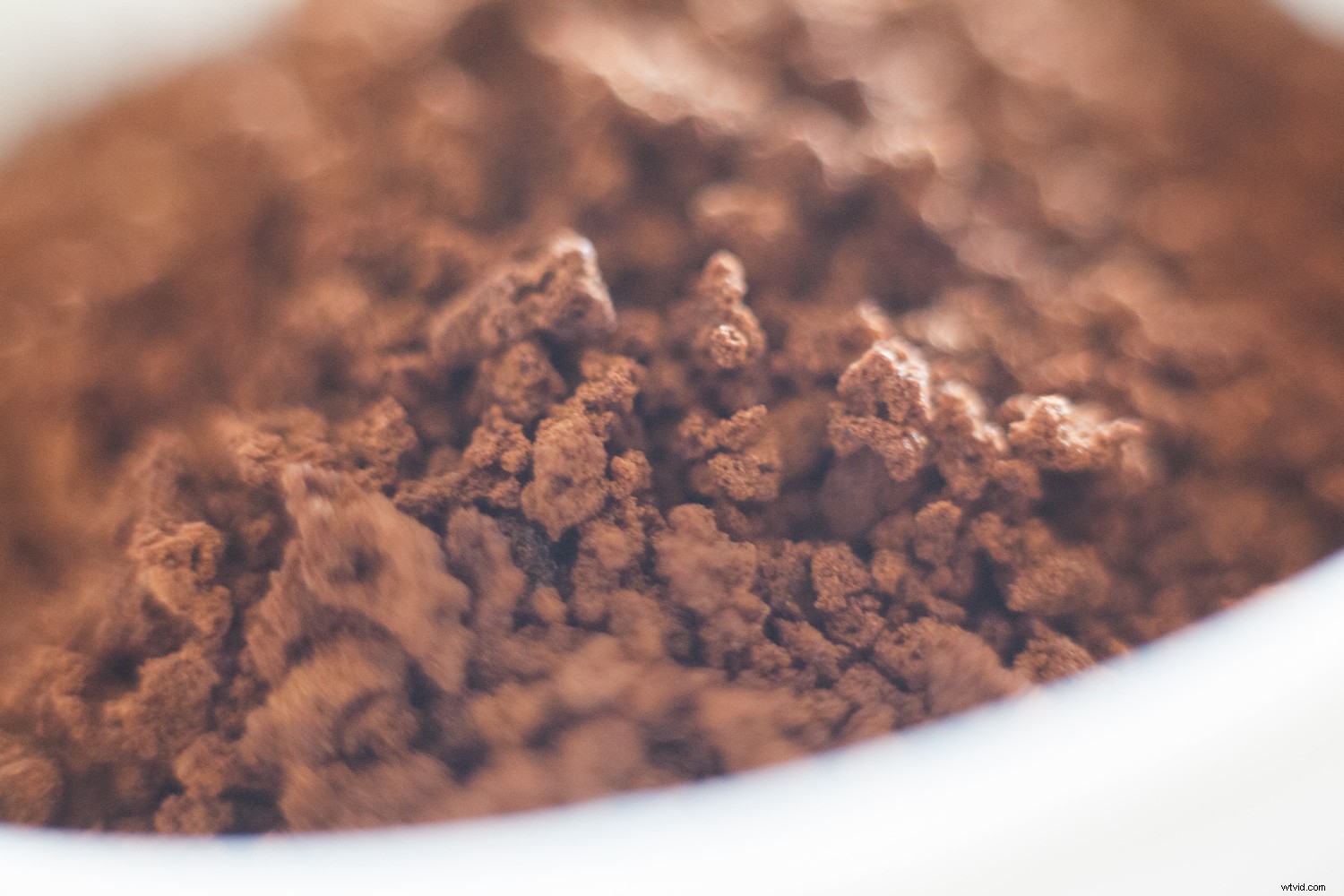 Photoshop Tutorial: Create Realistic Coffee-Stained Textures for Vintage Image Aging