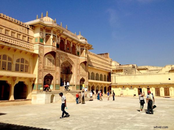 iPhone 4S Camera Strengths: Ideal Subjects for Impressive Shots