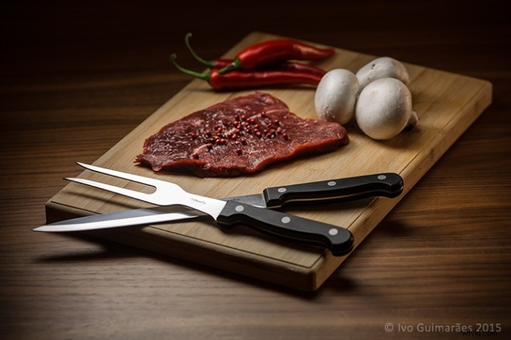 Illuminate Your Shots: Use Your Smartphone or Tablet as a Pro Photography Light Source