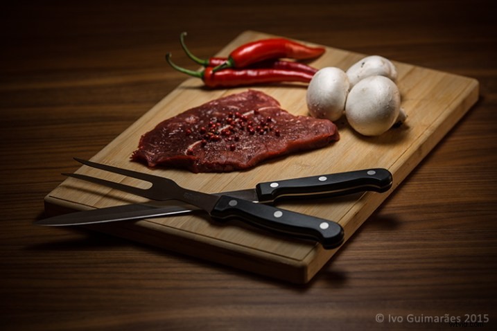 Illuminate Your Shots: Use Your Smartphone or Tablet as a Pro Photography Light Source