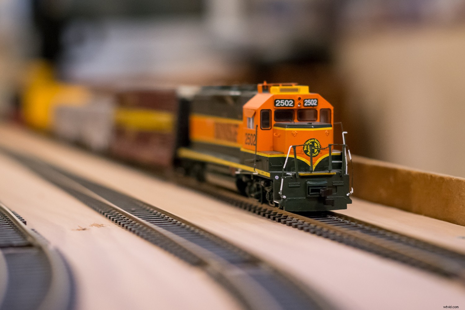 Why DSLRs Outshine Smartphone Cameras: Timeless Advantages That Endure