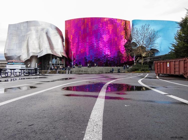 Hands-On Field Test: Hasselblad True Zoom Camera Mod for Moto Z Smartphone