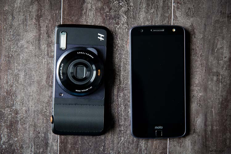 Hands-On Field Test: Hasselblad True Zoom Camera Mod for Moto Z Smartphone