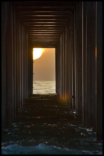 Mastering Perfect Sunset Composition: How I Captured It Under a Pier