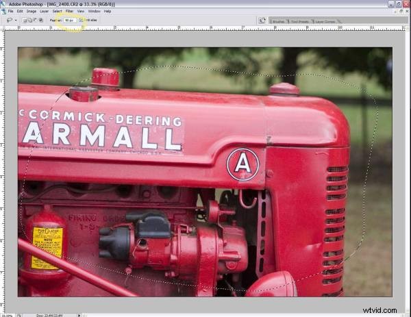 Achieve the Iconic Lomo Look: Transform Digital Photos Effortlessly