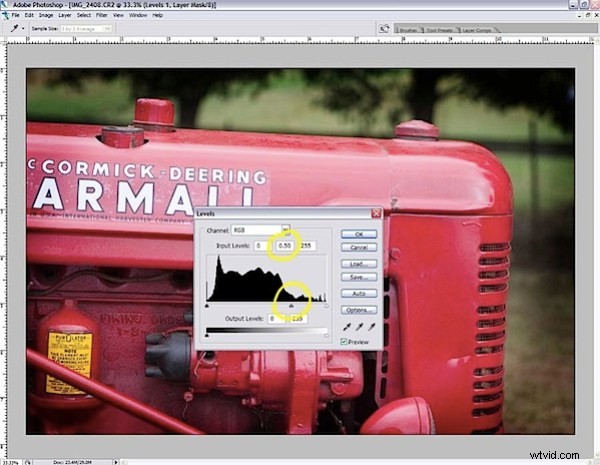 Achieve the Iconic Lomo Look: Transform Digital Photos Effortlessly