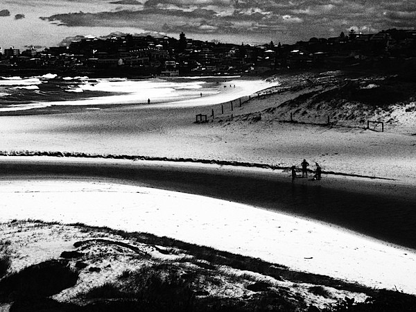 Olympus E-30 DSLR Review: Compact Powerhouse with 12.3MP Sensor