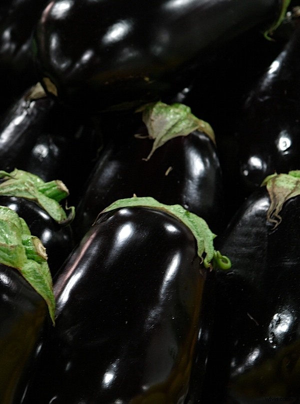 Samsung NX11 Mirrorless Camera Review: Features, Performance & Expert Insights