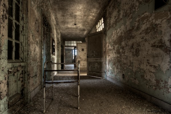 Spotlight on Scott Frederick: Mastering Urban Decay HDR Photography