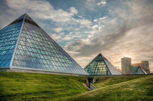 Expert Tips for Capturing Stunning HDR Sunsets