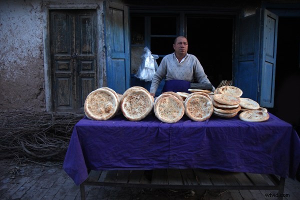 Master Portrait Photography: Expert Tips for Stunning Shots in Harsh Midday Sun