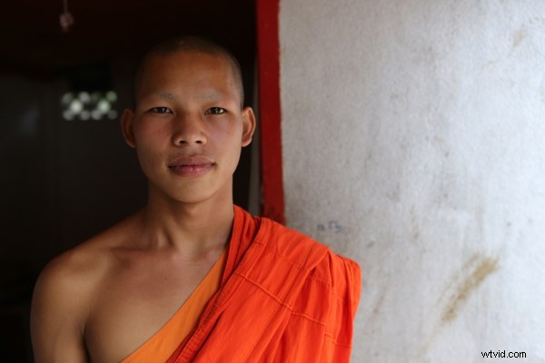 Master Portrait Photography: Expert Tips for Stunning Shots in Harsh Midday Sun