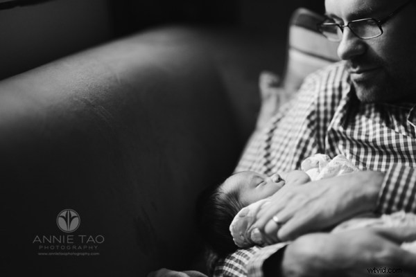 6 Expert Tips for Authentic Lifestyle Newborn Photography