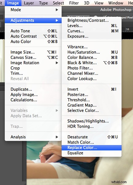 Step-by-Step Guide: Brighten Walls & Eliminate Color Cast in Indoor Photos