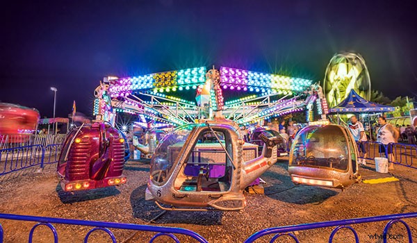 Expert Guide: Capturing Stunning Fairground Ride Photos at Twilight