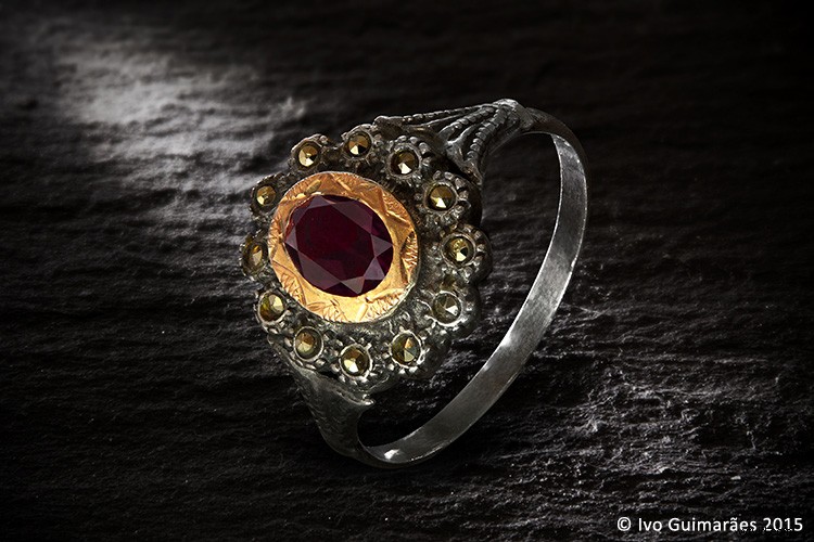 Master Depth of Field Control: Expert Tips for Stunning Macro Photography