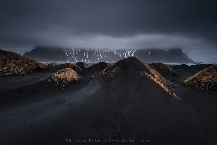 8 Expert Tips to Capture Crowd-Free Landscape Photos at Popular Spots