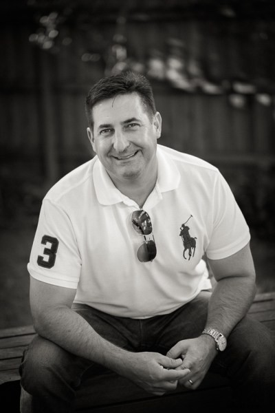 8 Expert Tips for Photographing Men: Lighting, Posing & Pro Results