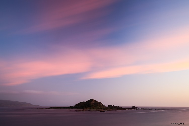 Craft Impactful Photos with a Limited Color Palette: Expert Photography Guide