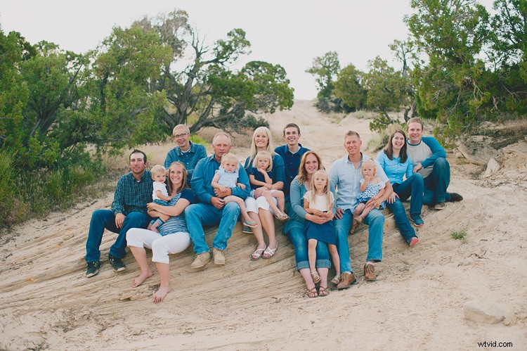 Expert Tips for Stress-Free Extended Family Portrait Sessions