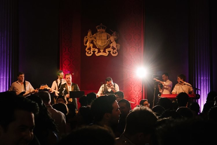 Master Speedlight Photography: Pro Tips for Wedding Receptions and Events