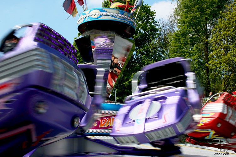 Master Shutter Speed: Create Stunning Motion Blur Effects with Fun Photography Experiments