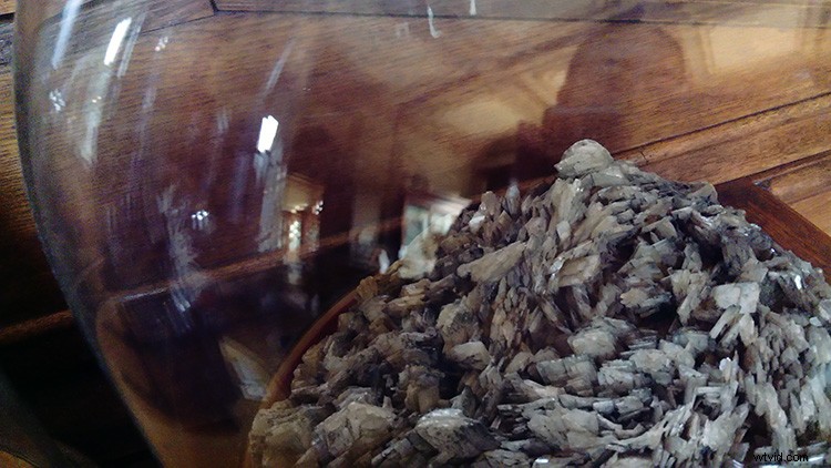 Master Museum Photography: Turn Restrictions into Creative Opportunities