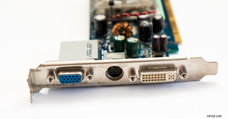 Essential Non-Technical Guide: Choosing the Perfect Computer for Photographers