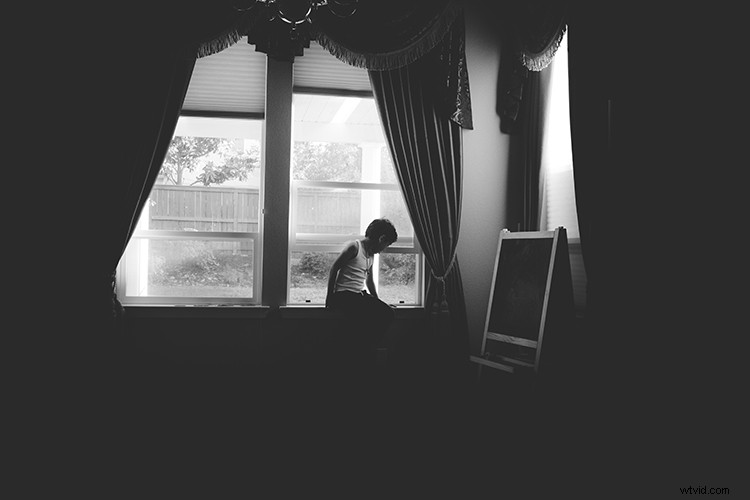 4 Pro Tips for Mastering Low-Light Photography in Winter