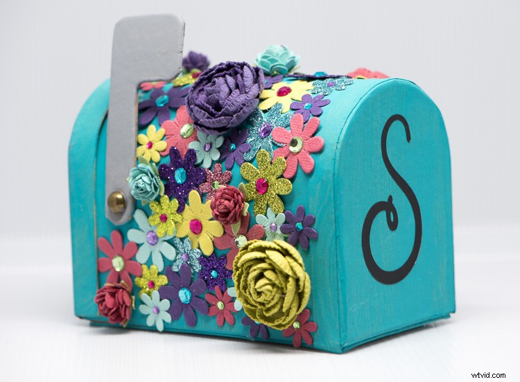 Master Commercial Photography: 5 Expert Tips for Pro-Level Results