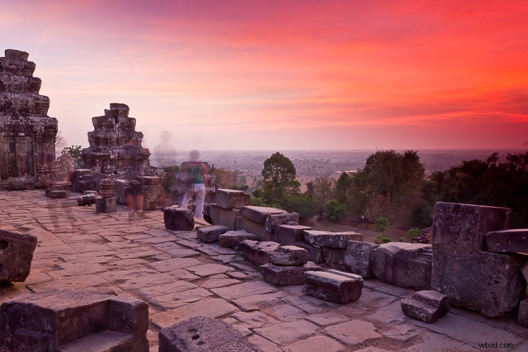 5 Reasons Your Sunrise & Sunset Photos Fall Flat (And How to Fix Them)