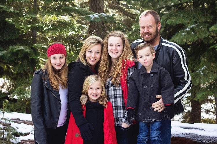 Ultimate Guide to Portrait Photography: Master Stunning People Photos | dPS