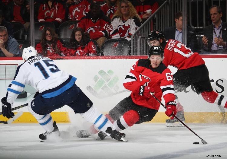 Master Indoor Sports Photography: Pro Tips for Sharp, Dynamic Action Shots