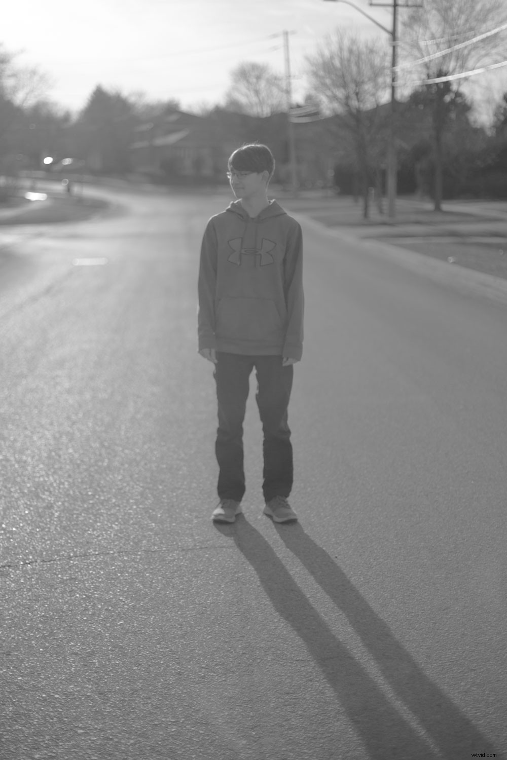 Master Low Graphic Style: Transform Your Photography Composition