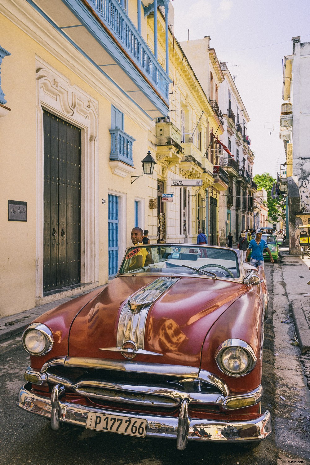 How to Reverse-Engineer Photos: Uncover Camera, Settings, and Location Secrets