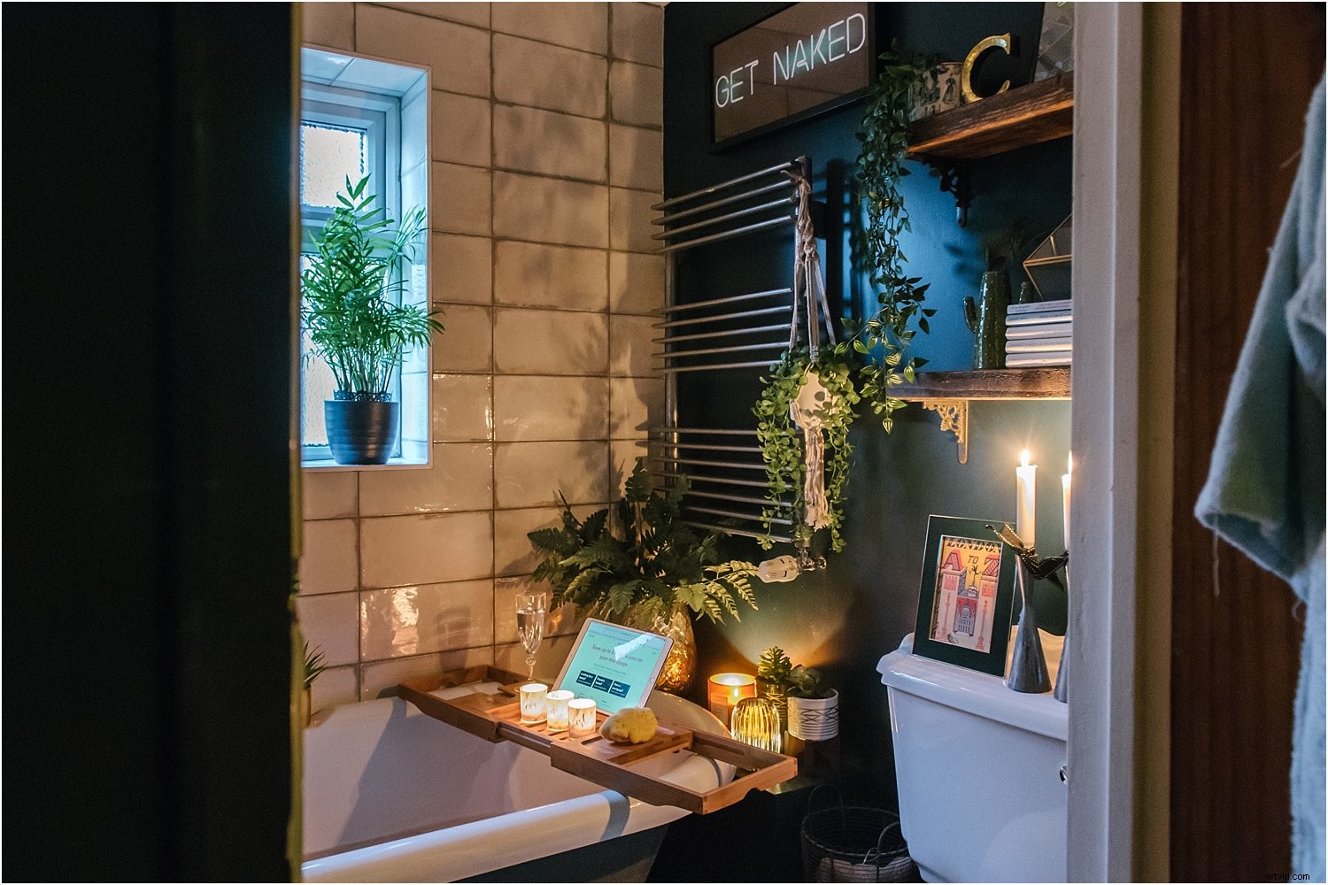 3 Expert Tips for Mastering Mixed Lighting in Interior Photography