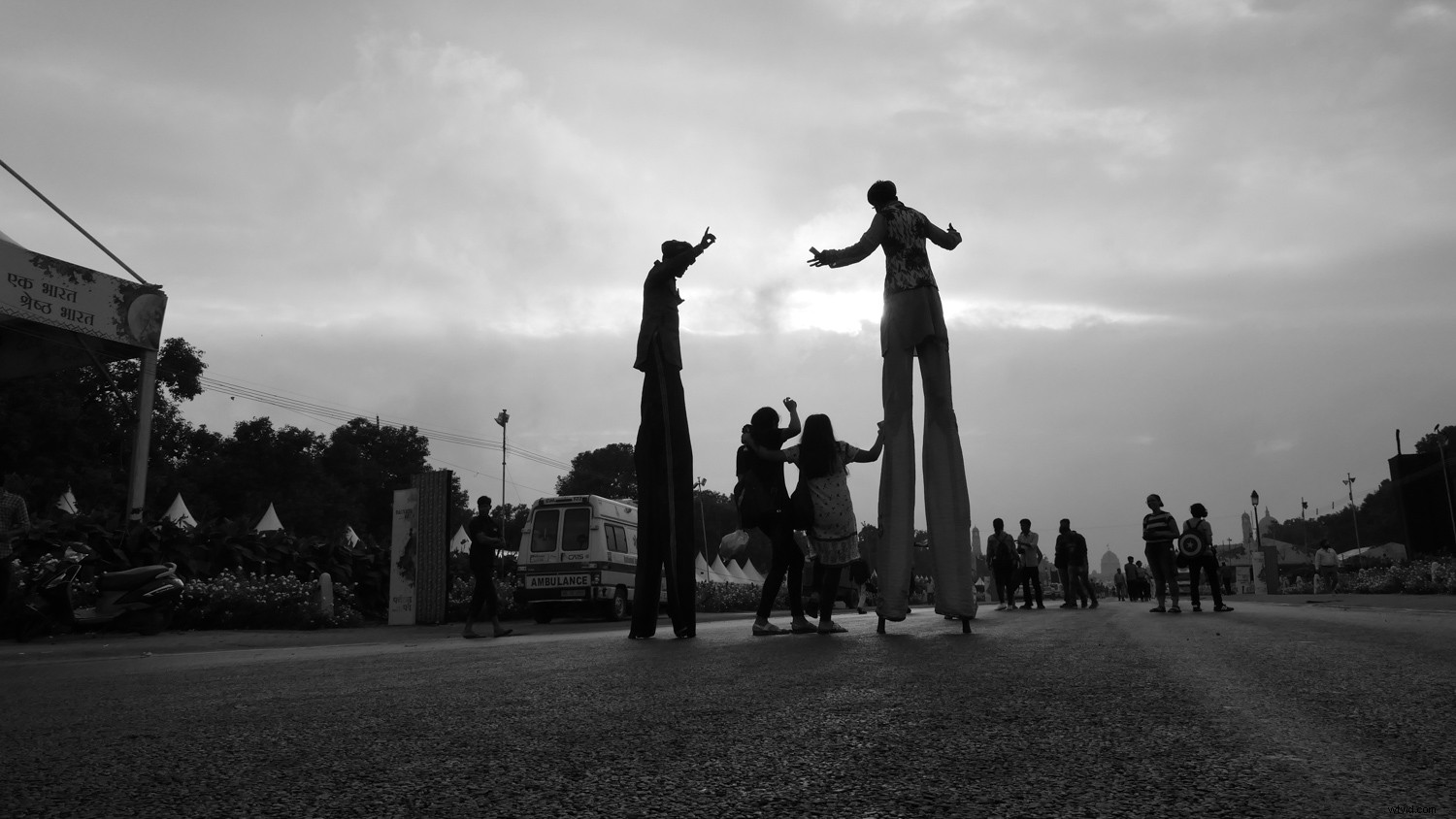 Leica C-Lux Review: Versatile Compact Camera with 20MP Sensor & 15x Zoom