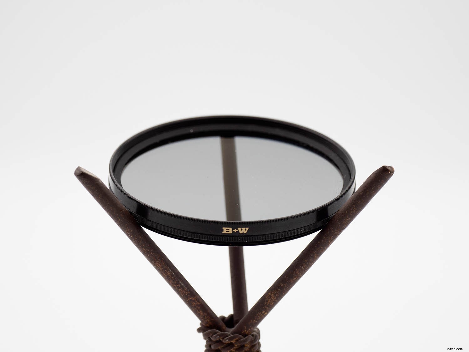 Are Digital Filters Replacing Physical Lens Filters in Photography?