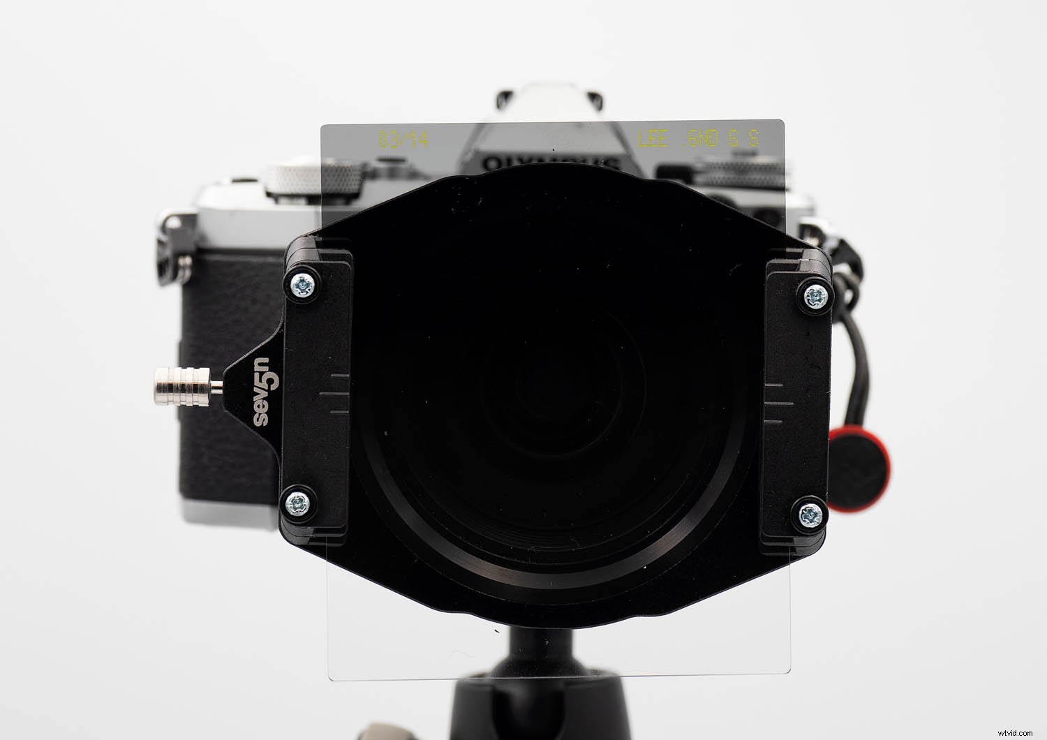 Are Digital Filters Replacing Physical Lens Filters in Photography?