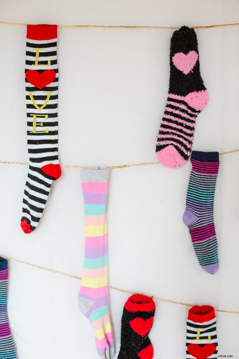 3 Easy DIY Photo Booth Backgrounds for Stunning Portraits at Home