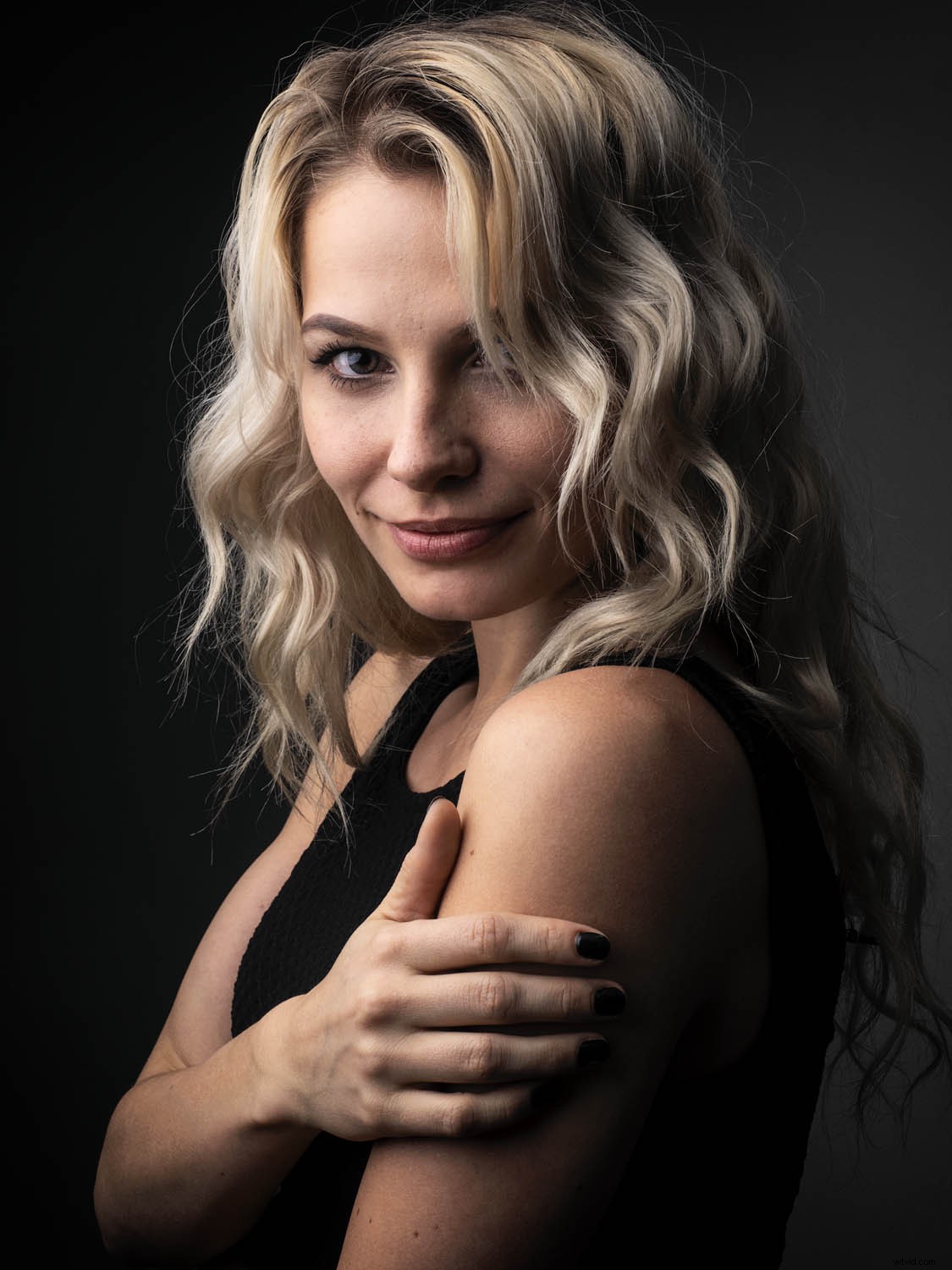 Essential Makeup Tools for Photographers: Part 1 – Professional Guide