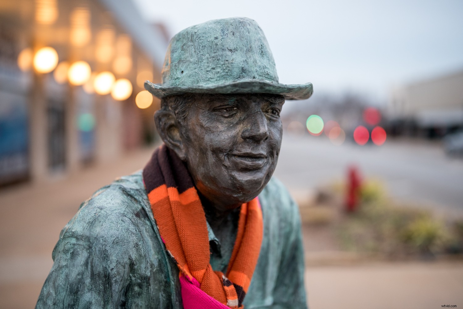 Sigma 40mm f/1.4 DG HSM Art Lens Review: Expert Insights on Performance & Quality