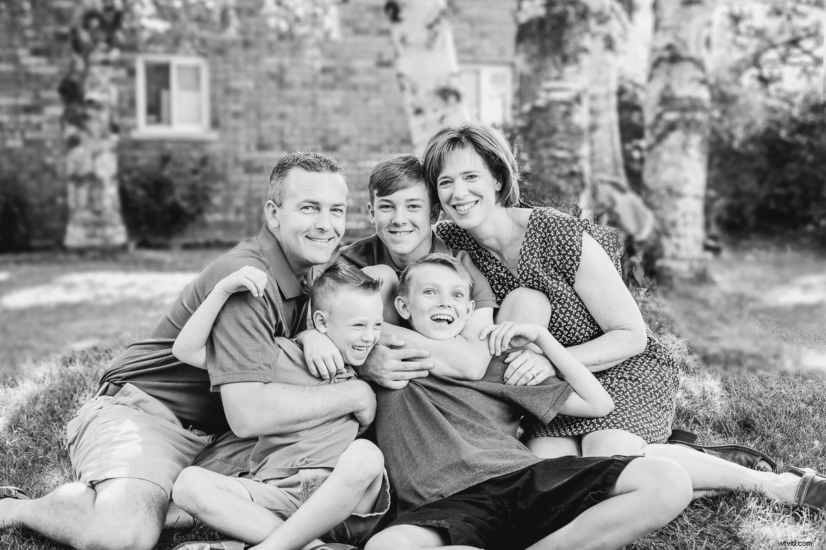 Behind the Lens: When Photoshoots Go Wrong – Challenges and Triumphs in Professional Photography