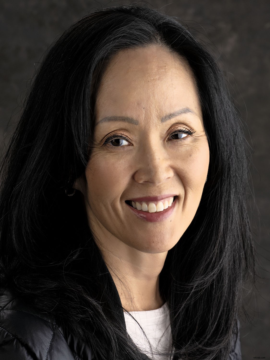 Master Makeup Application for Photographers: Essentials Part 2