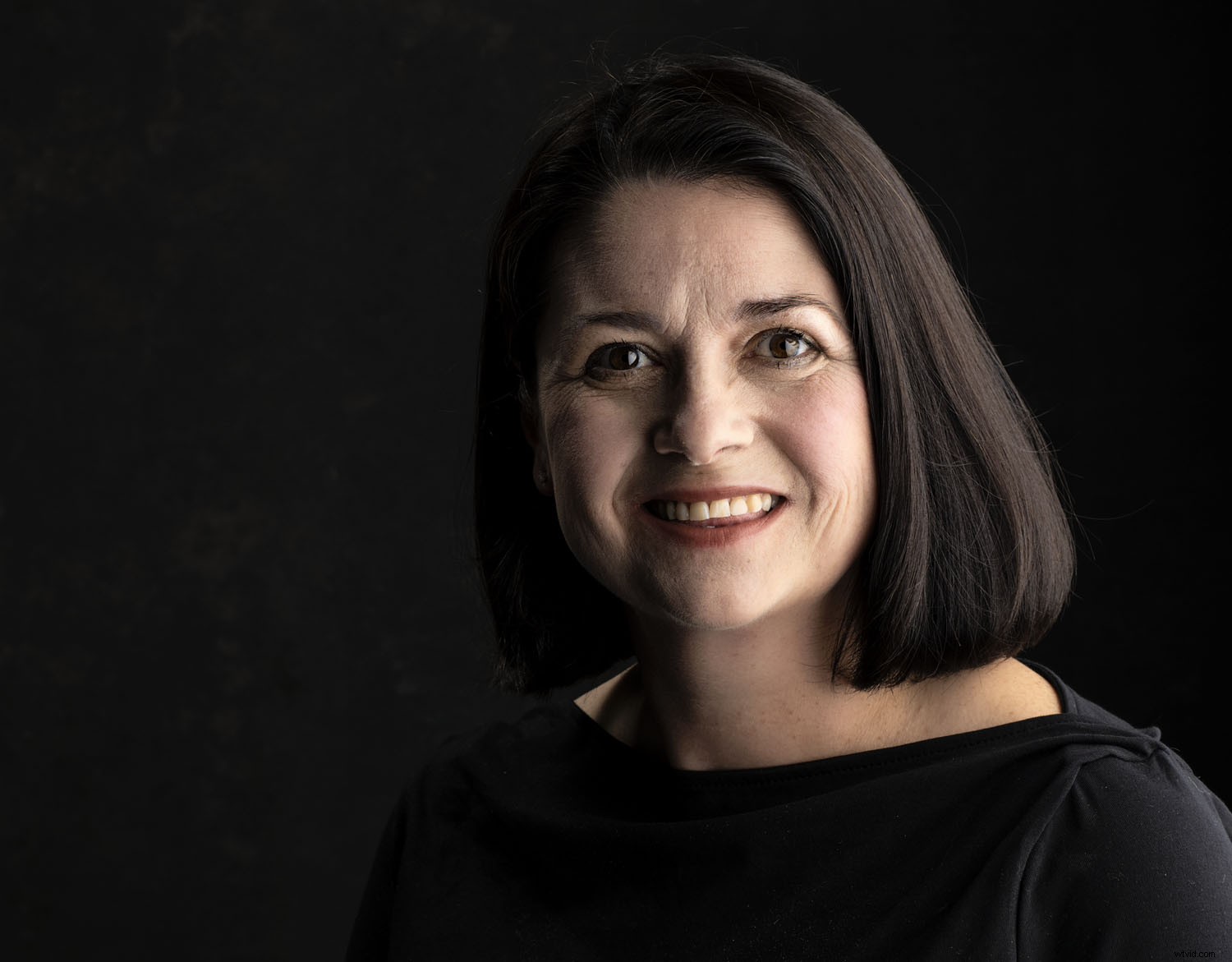 Master Makeup Application for Photographers: Essentials Part 2