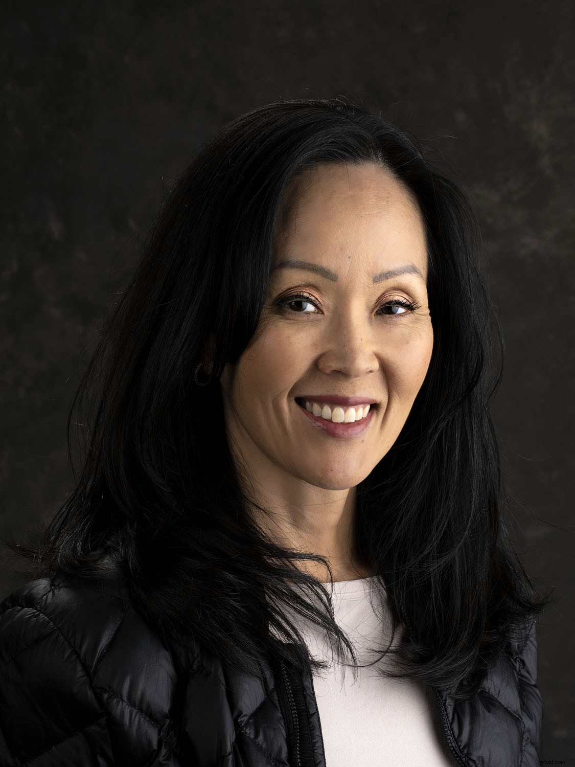 Master Makeup Application for Photographers: Essentials Part 2