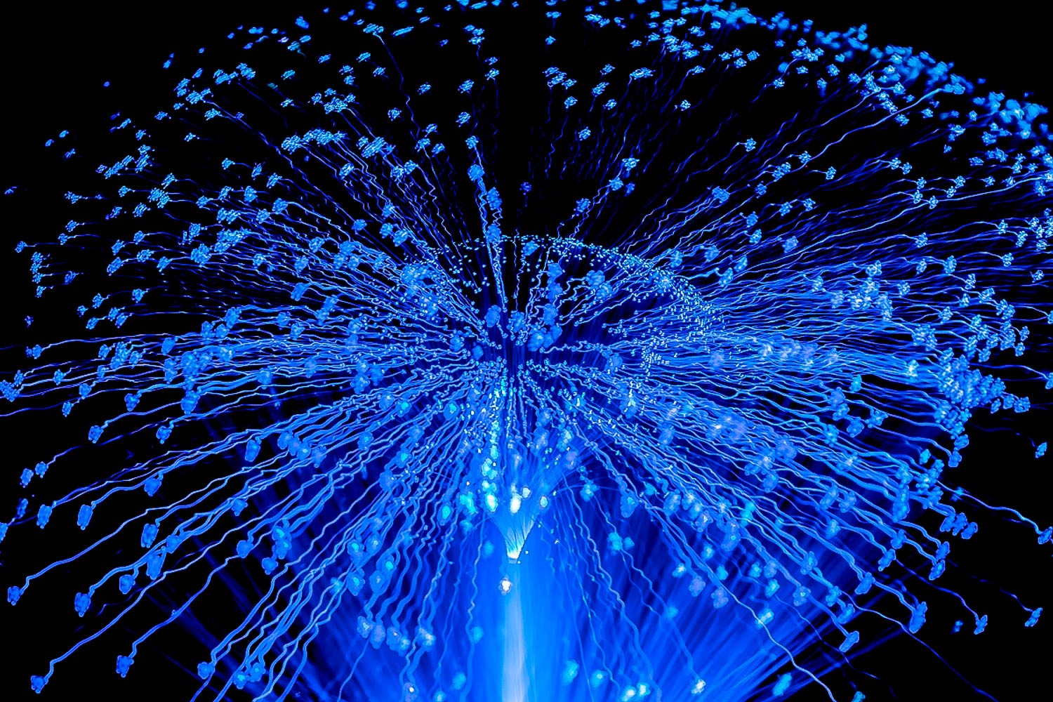 Master Two Pro Techniques for Stunning Light-Painted Photos