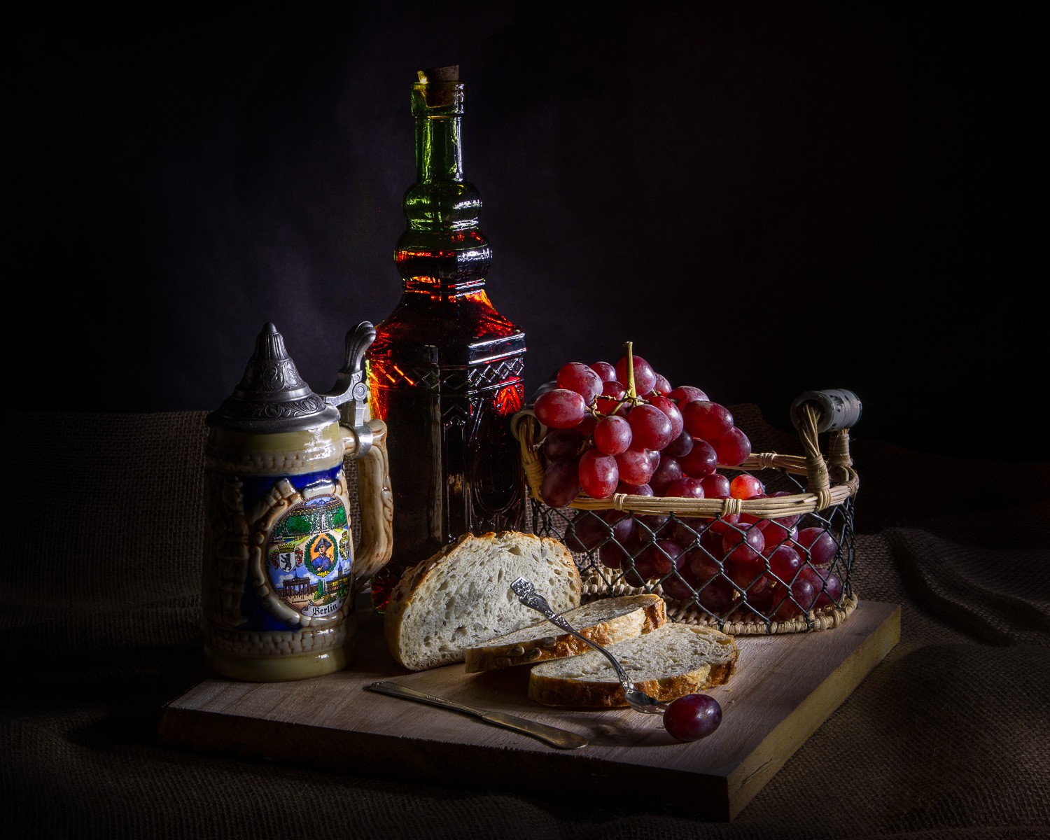 Master Two Pro Techniques for Stunning Light-Painted Photos