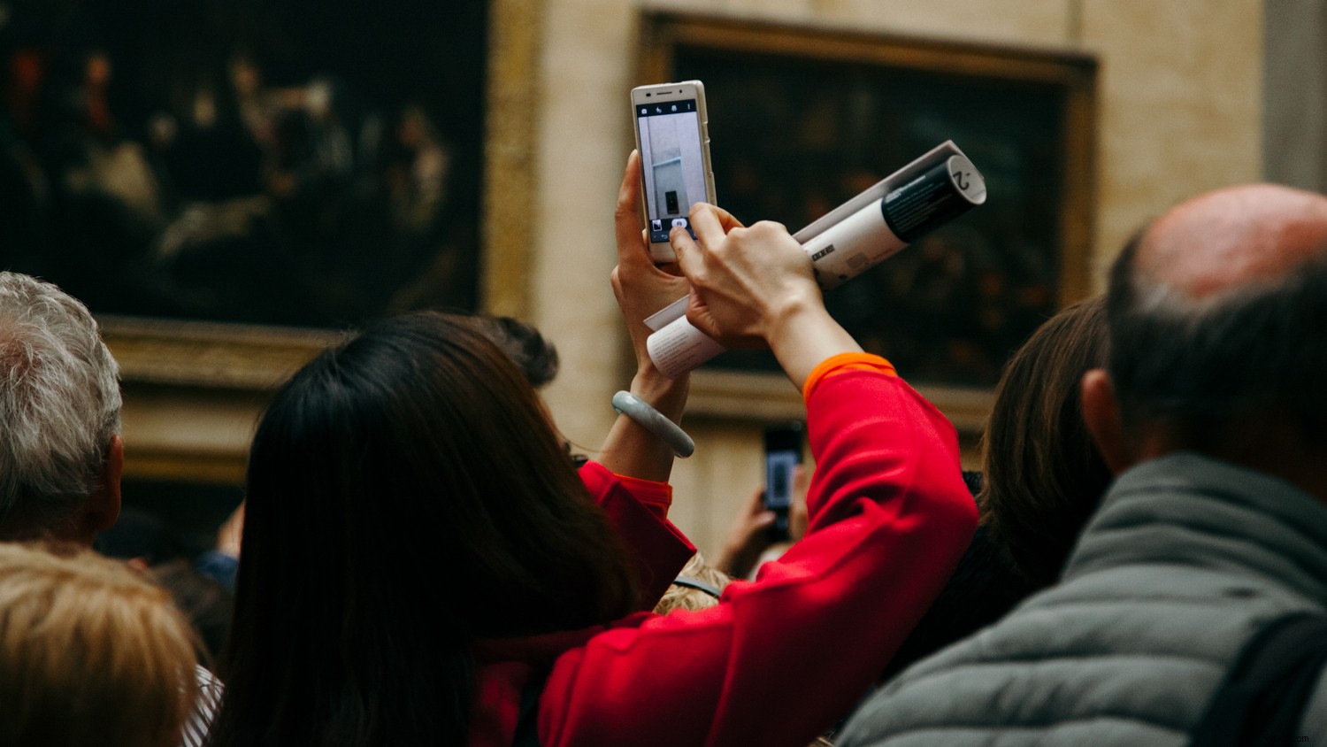 Elevate Your Photography: Harnessing Inspiration from Art Gallery Visits