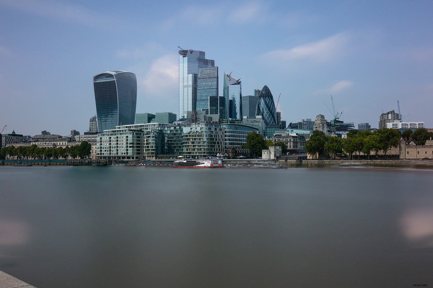 Master Extreme Long Exposures: How to Use a 16-Stop ND Filter Like a Pro